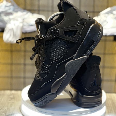 Nike Air Jordan Retro Black Cat